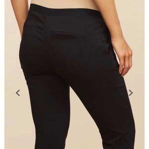 Motherhood> Under Belly Maternity Crop Pants